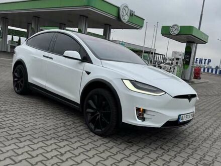 Білий Тесла Модель Х, об'ємом двигуна 0 л та пробігом 112 тис. км за 30999 $, фото 1 на Automoto.ua