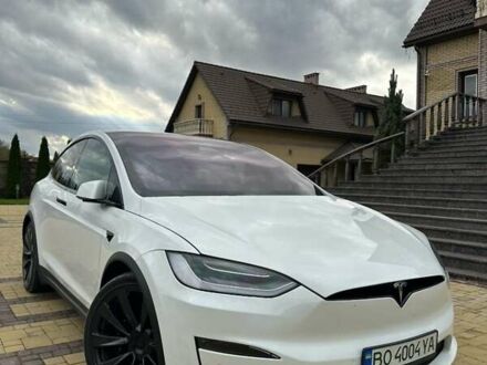 Белый Тесла Модель Х, объемом двигателя 0 л и пробегом 30 тыс. км за 63000 $, фото 1 на Automoto.ua
