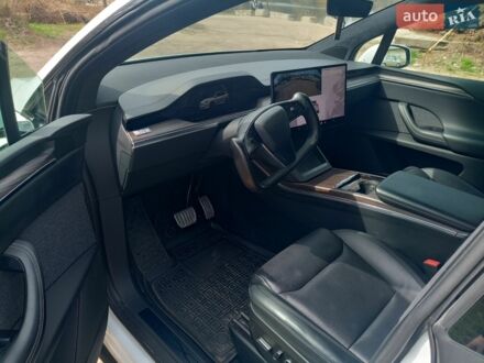 Білий Тесла Модель Х, об'ємом двигуна 0 л та пробігом 26 тис. км за 46000 $, фото 1 на Automoto.ua