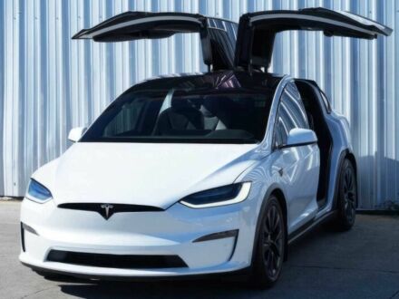 Тесла Модель Х 2022 в Днепре (Днепропетровске) на Automoto.ua Белый Тесла Модель Х, объемом двигателя 0 л и пробегом 28 тыс. км за 10200 $, фото 1 на Automoto.ua