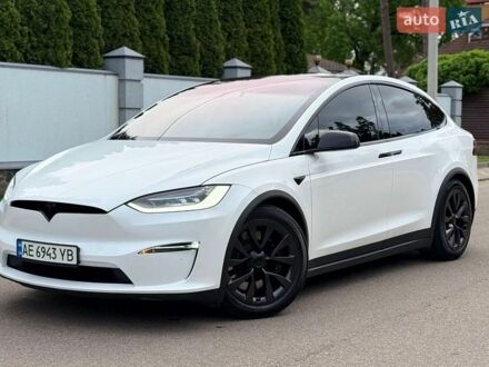Белый Тесла Модель Х, объемом двигателя 0 л и пробегом 45 тыс. км за 41500 $, фото 1 на Automoto.ua