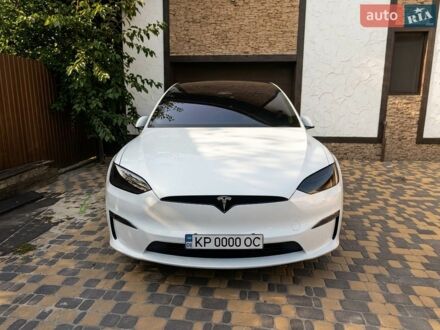 Белый Тесла Модель Х, объемом двигателя 0 л и пробегом 140 тыс. км за 37500 $, фото 1 на Automoto.ua