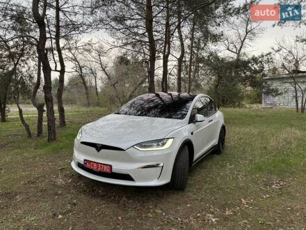 Тесла Модель Х 2023 у Дніпро (Дніпропетровську) на Automoto.ua Білий Тесла Модель Х, об'ємом двигуна 0 л та пробігом 66 тис. км за 55800 $, фото 1 на Automoto.ua
