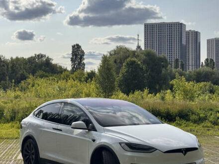 Тесла Модель Х 2023 в Киеве на Automoto.ua Белый Тесла Модель Х, объемом двигателя 0 л и пробегом 30 тыс. км за 48900 $, фото 1 на Automoto.ua