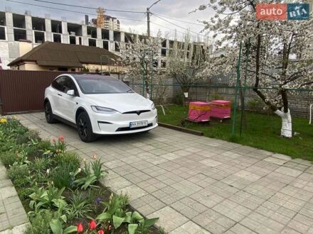 Білий Тесла Модель Х, об'ємом двигуна 0 л та пробігом 14 тис. км за 51800 $, фото 1 на Automoto.ua
