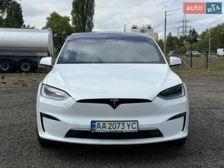 Белый Тесла Модель Х, объемом двигателя 0 л и пробегом 35 тыс. км за 60000 $, фото 1 на Automoto.ua