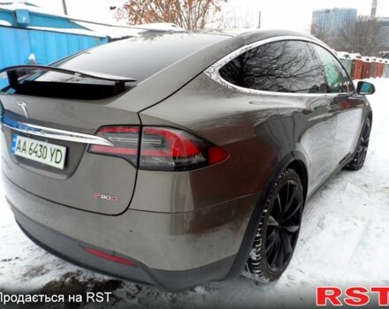 Бежевый Тесла Модель Х, объемом двигателя 0.15 л и пробегом 175 тыс. км за 19900 $, фото 1 на Automoto.ua