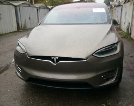 Тесла Модель Х 2016 в Киеве на Automoto.ua Бежевый Тесла Модель Х, объемом двигателя 0 л и пробегом 173 тыс. км за 23000 $, фото 1 на Automoto.ua