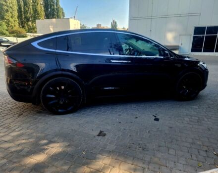 Черный Тесла Модель Х, объемом двигателя 0 л и пробегом 90 тыс. км за 24900 $, фото 4 на Automoto.ua