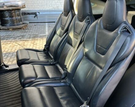 Черный Тесла Модель Х, объемом двигателя 0 л и пробегом 172 тыс. км за 17500 $, фото 7 на Automoto.ua