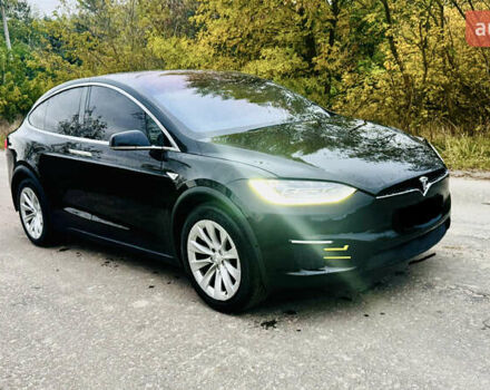 Черный Тесла Модель Х, объемом двигателя 0 л и пробегом 95 тыс. км за 16500 $, фото 7 на Automoto.ua
