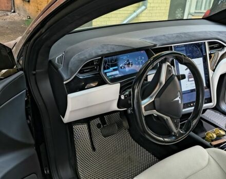 Черный Тесла Модель Х, объемом двигателя 0 л и пробегом 120 тыс. км за 25000 $, фото 13 на Automoto.ua