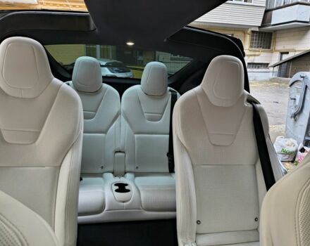 Черный Тесла Модель Х, объемом двигателя 0 л и пробегом 120 тыс. км за 25000 $, фото 10 на Automoto.ua
