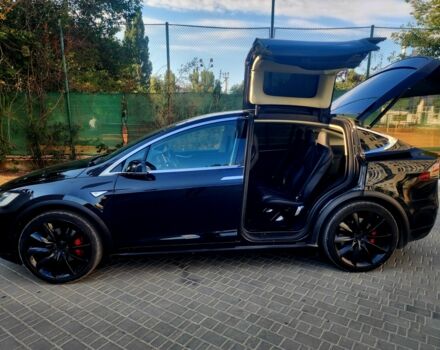 Черный Тесла Модель Х, объемом двигателя 0 л и пробегом 90 тыс. км за 24900 $, фото 7 на Automoto.ua