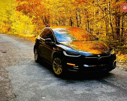 Черный Тесла Модель Х, объемом двигателя 0 л и пробегом 95 тыс. км за 16500 $, фото 2 на Automoto.ua