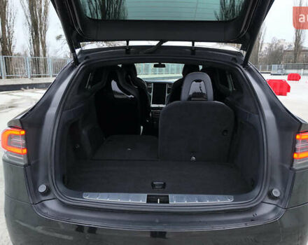 Чорний Тесла Модель Х, об'ємом двигуна 0 л та пробігом 115 тис. км за 30990 $, фото 10 на Automoto.ua