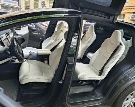 Черный Тесла Модель Х, объемом двигателя 0 л и пробегом 120 тыс. км за 25000 $, фото 12 на Automoto.ua