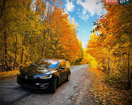 Черный Тесла Модель Х, объемом двигателя 0 л и пробегом 95 тыс. км за 16500 $, фото 1 на Automoto.ua