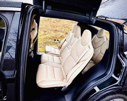 Черный Тесла Модель Х, объемом двигателя 0 л и пробегом 97 тыс. км за 16000 $, фото 13 на Automoto.ua