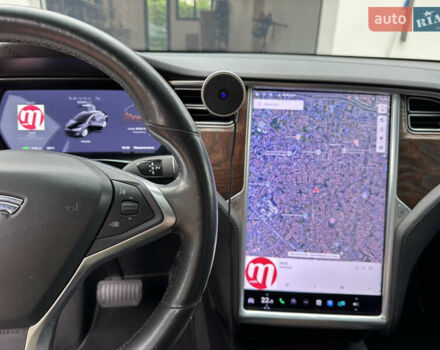 Черный Тесла Модель Х, объемом двигателя 0 л и пробегом 219 тыс. км за 24900 $, фото 8 на Automoto.ua