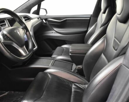 Черный Тесла Модель Х, объемом двигателя 0 л и пробегом 50 тыс. км за 32000 $, фото 11 на Automoto.ua