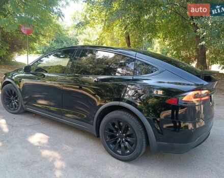 Черный Тесла Модель Х, объемом двигателя 0 л и пробегом 126 тыс. км за 22300 $, фото 7 на Automoto.ua