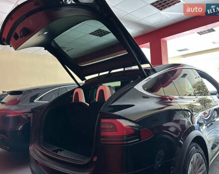 Тесла Модель Х 2017 у Одесі на Automoto.ua Чорний Тесла Модель Х, об'ємом двигуна 0 л та пробігом 257 тис. км за 20000 $, фото 16 на Automoto.ua