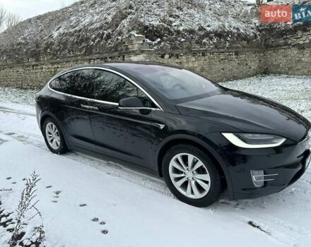 Черный Тесла Модель Х, объемом двигателя 0 л и пробегом 109 тыс. км за 27000 $, фото 3 на Automoto.ua