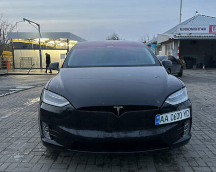 Чорний Тесла Модель Х, об'ємом двигуна 0 л та пробігом 112 тис. км за 27000 $, фото 1 на Automoto.ua