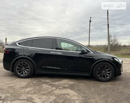 Чорний Тесла Модель Х, об'ємом двигуна 0 л та пробігом 135 тис. км за 25500 $, фото 22 на Automoto.ua