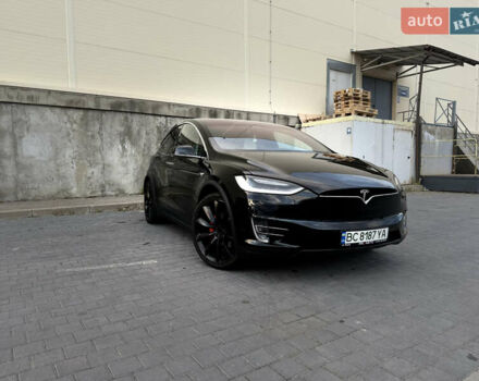 Черный Тесла Модель Х, объемом двигателя 0 л и пробегом 112 тыс. км за 37700 $, фото 2 на Automoto.ua