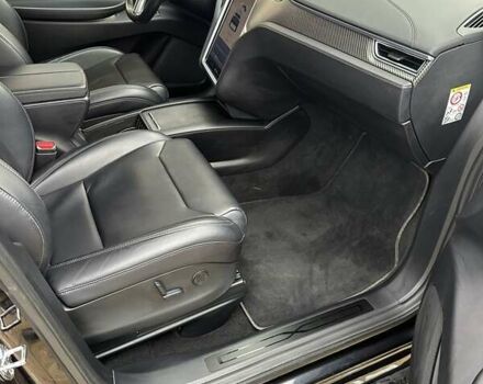 Черный Тесла Модель Х, объемом двигателя 0 л и пробегом 109 тыс. км за 27000 $, фото 18 на Automoto.ua