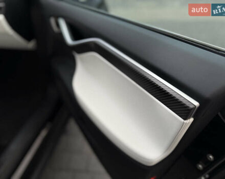 Черный Тесла Модель Х, объемом двигателя 0 л и пробегом 112 тыс. км за 37700 $, фото 50 на Automoto.ua