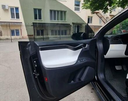 Тесла Модель Х 2017 в Одессе на Automoto.ua Черный Тесла Модель Х, объемом двигателя 0 л и пробегом 84 тыс. км за 26000 $, фото 19 на Automoto.ua