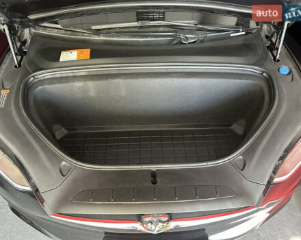 Тесла Модель Х 2017 у Одесі на Automoto.ua Чорний Тесла Модель Х, об'ємом двигуна 0 л та пробігом 257 тис. км за 20000 $, фото 14 на Automoto.ua