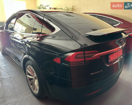 Тесла Модель Х 2017 у Одесі на Automoto.ua Чорний Тесла Модель Х, об'ємом двигуна 0 л та пробігом 257 тис. км за 20000 $, фото 5 на Automoto.ua