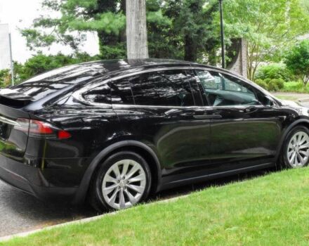 Черный Тесла Модель Х, объемом двигателя 0 л и пробегом 50 тыс. км за 32000 $, фото 5 на Automoto.ua