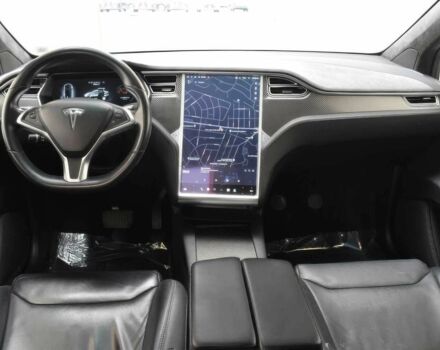 Черный Тесла Модель Х, объемом двигателя 0 л и пробегом 50 тыс. км за 32000 $, фото 9 на Automoto.ua