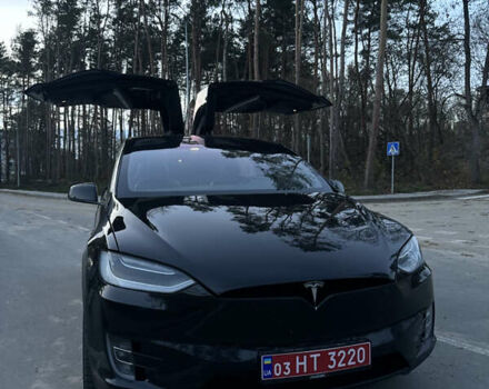 Черный Тесла Модель Х, объемом двигателя 0 л и пробегом 194 тыс. км за 19999 $, фото 18 на Automoto.ua