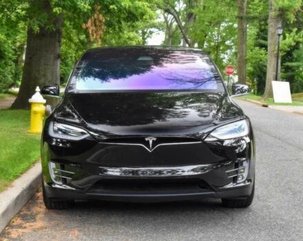 Черный Тесла Модель Х, объемом двигателя 0 л и пробегом 50 тыс. км за 32000 $, фото 1 на Automoto.ua