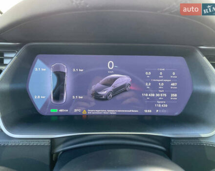 Черный Тесла Модель Х, объемом двигателя 0 л и пробегом 118 тыс. км за 33000 $, фото 22 на Automoto.ua