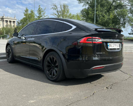 Черный Тесла Модель Х, объемом двигателя 0 л и пробегом 76 тыс. км за 41000 $, фото 3 на Automoto.ua