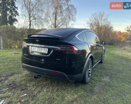 Черный Тесла Модель Х, объемом двигателя 0 л и пробегом 91 тыс. км за 20500 $, фото 8 на Automoto.ua