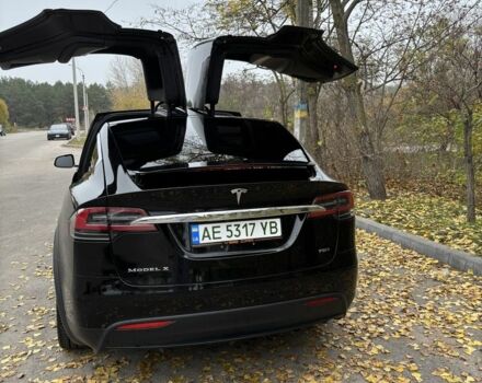 Черный Тесла Модель Х, объемом двигателя 0 л и пробегом 94 тыс. км за 25999 $, фото 3 на Automoto.ua