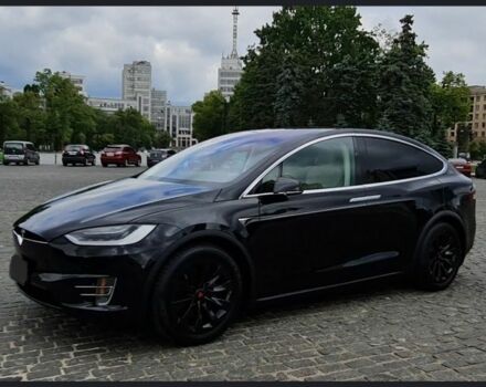 Черный Тесла Модель Х, объемом двигателя 0 л и пробегом 42 тыс. км за 46000 $, фото 5 на Automoto.ua