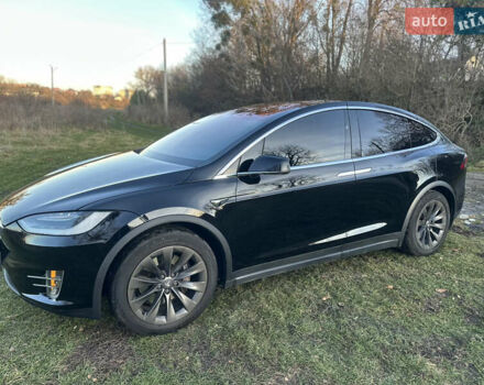 Черный Тесла Модель Х, объемом двигателя 0 л и пробегом 91 тыс. км за 20500 $, фото 3 на Automoto.ua