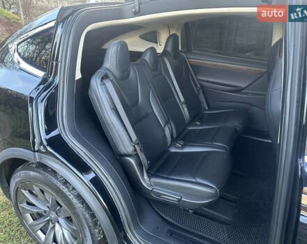 Черный Тесла Модель Х, объемом двигателя 0 л и пробегом 91 тыс. км за 20500 $, фото 15 на Automoto.ua