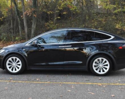 Черный Тесла Модель Х, объемом двигателя 0 л и пробегом 42 тыс. км за 6000 $, фото 7 на Automoto.ua