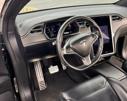 Черный Тесла Модель Х, объемом двигателя 0 л и пробегом 103 тыс. км за 34999 $, фото 8 на Automoto.ua