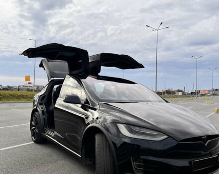 Черный Тесла Модель Х, объемом двигателя 0 л и пробегом 103 тыс. км за 34999 $, фото 7 на Automoto.ua